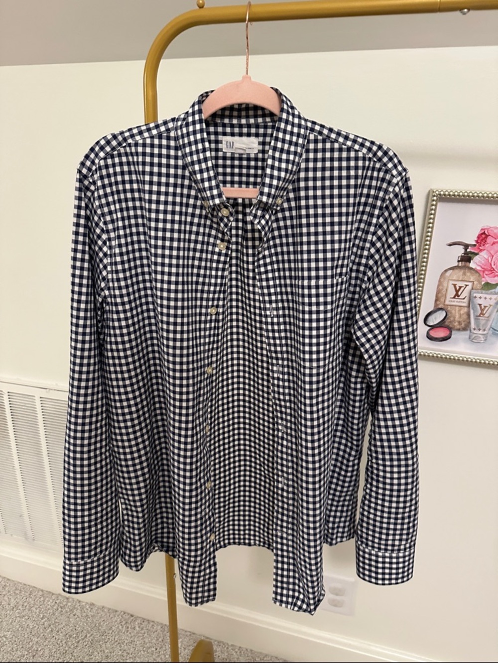 GAP Men’s Navy and White Check Button-Down Shirt